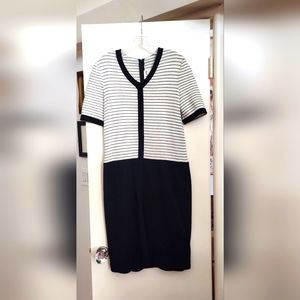 Adolfo black and white stretch knit dress size 8